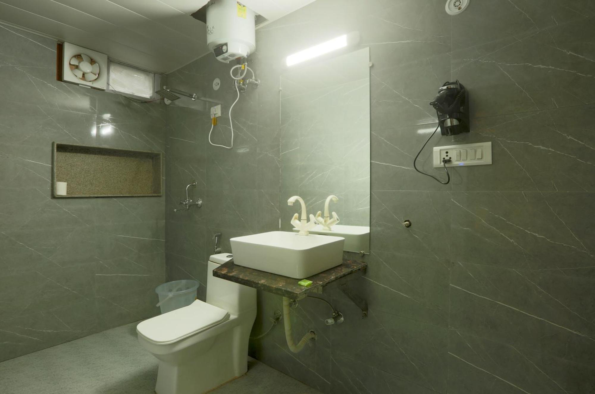 Hotel Triton Grand At Delhi Airport Nové Dillí Exteriér fotografie