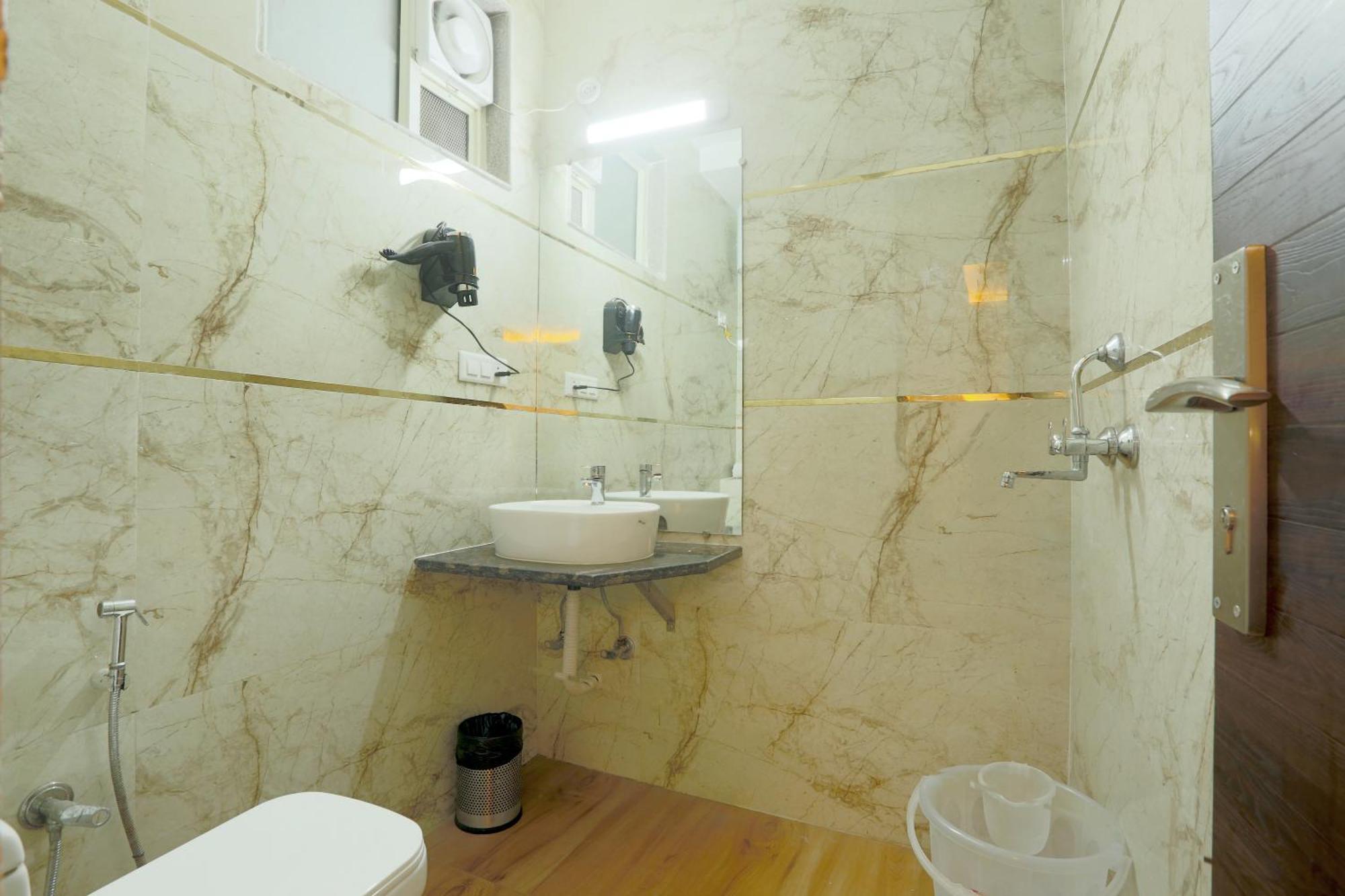 Hotel Triton Grand At Delhi Airport Nové Dillí Exteriér fotografie