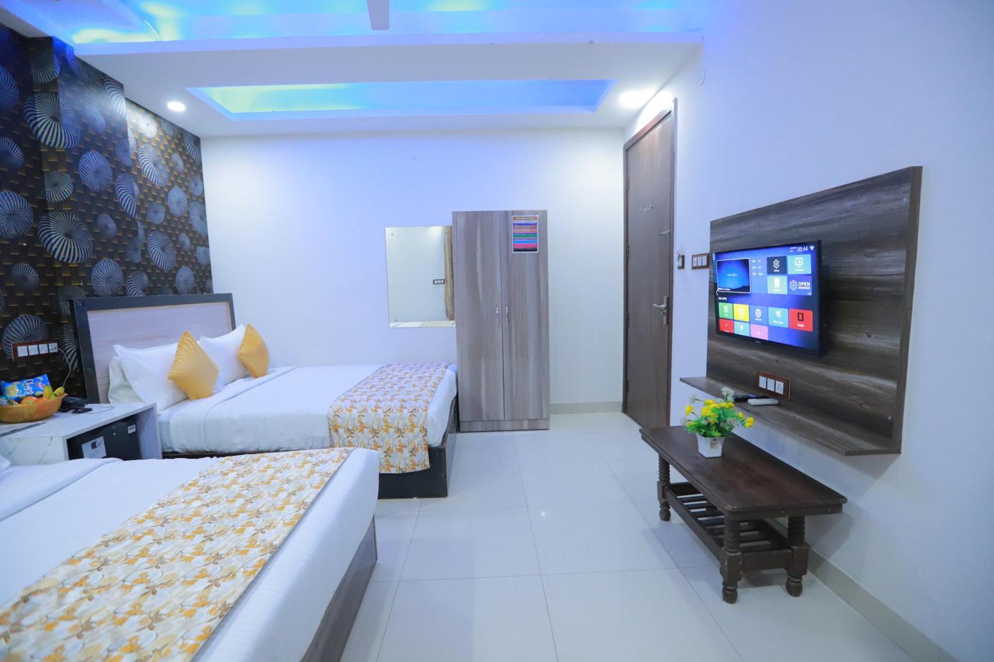 Hotel Triton Grand At Delhi Airport Nové Dillí Exteriér fotografie