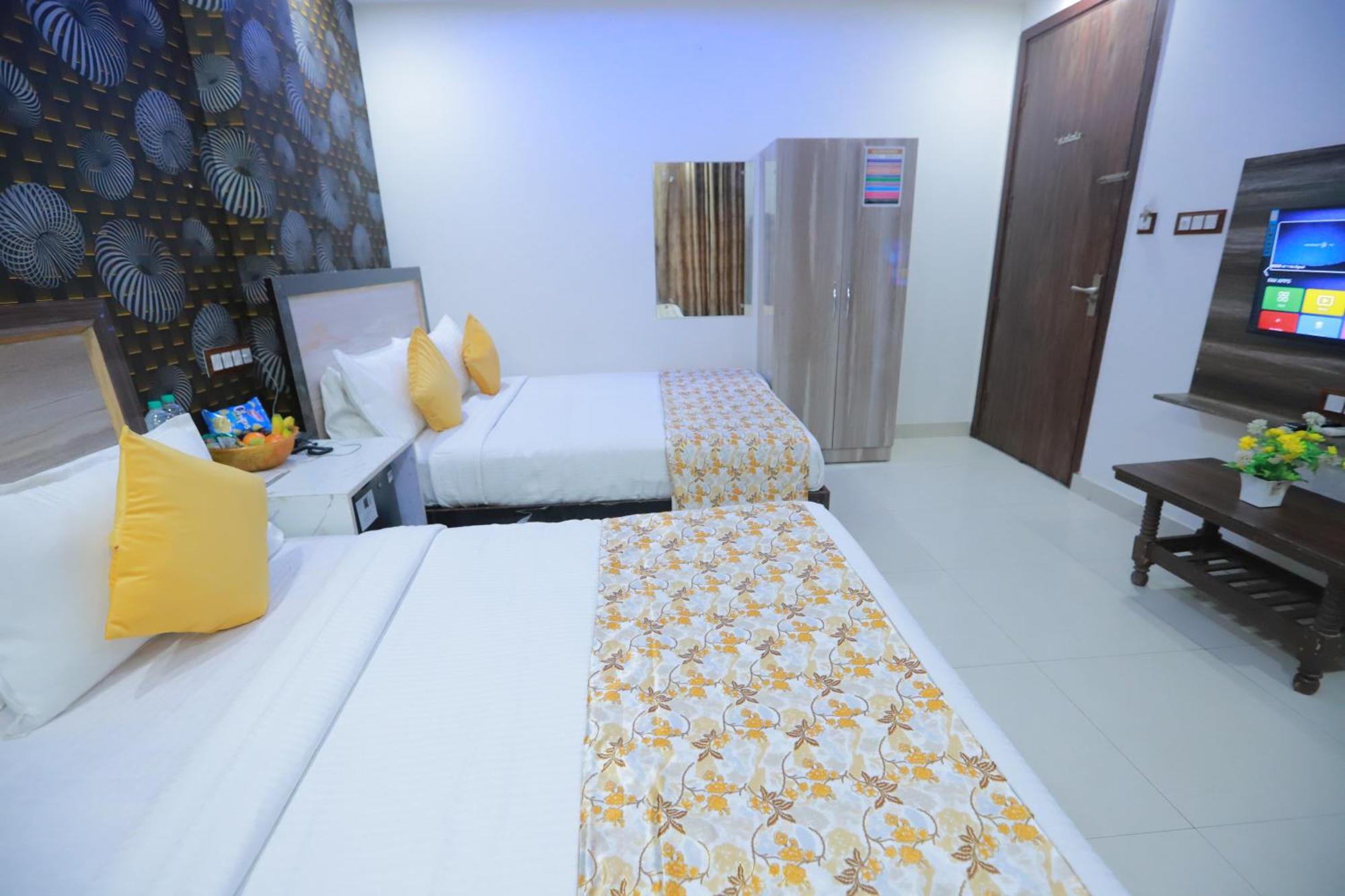 Hotel Triton Grand At Delhi Airport Nové Dillí Exteriér fotografie